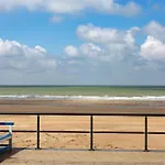 By The With Panoramic Views * Middelkerke