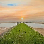 Appartement By The With Panoramic Views