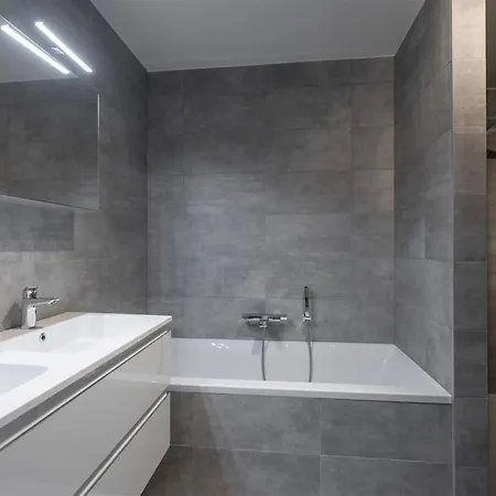 Apartment By The Beach With Panoramic Views *