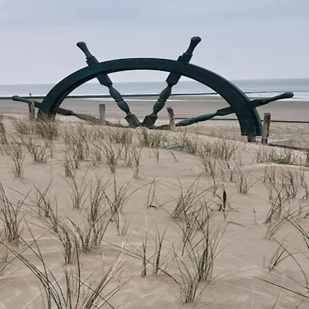 Apartment By The Beach With Panoramic Views *